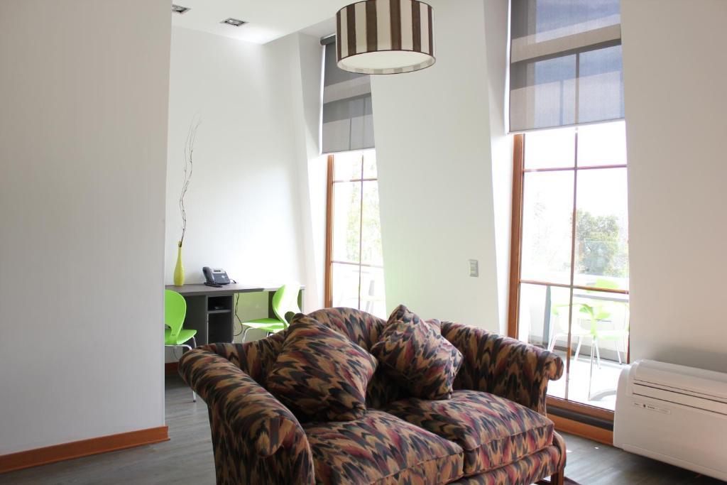 Hotel Boutique Su Merced ซานติอาโก ภายนอก รูปภาพ